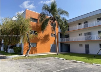 11307 SW 200th St Unit 305B, Miami, FL 33157