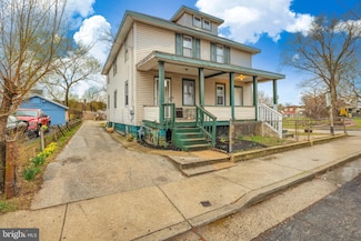 26 E Adams St, Paulsboro, NJ 08066