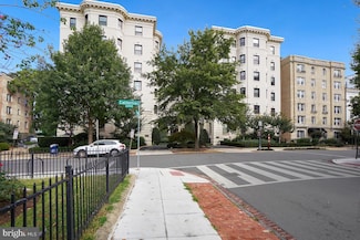2205 California St NW Unit 301, Washington, DC 20008