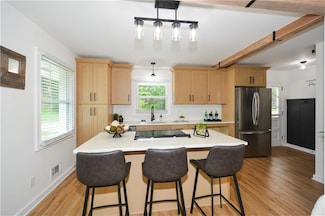 1048 Pinehurst Dr SE, Smyrna, GA 30080