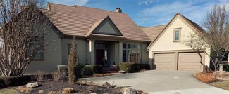 2108 W 115th St, Leawood, KS 66211