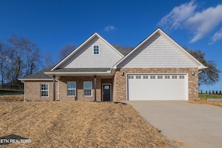 1352 Rippling Waters Cir, Sevierville, TN 37876