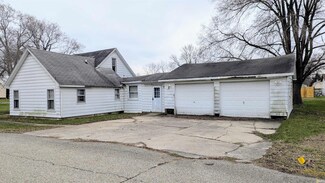 57005 Southshore Dr, Osceola, IN 46561