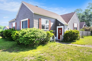 1386 W Broadway Ave, Muskegon, MI 49441