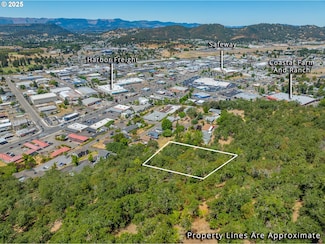 1111 NE Crescent Alley, Roseburg, OR 97470