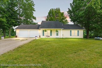 694 Kellogg St, Nashville, MI 49073