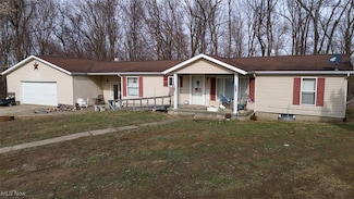 7489 New Cumberland Rd NE, Mineral City, OH 44656