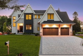 5264 Lochloy Dr, Edina, MN 55436