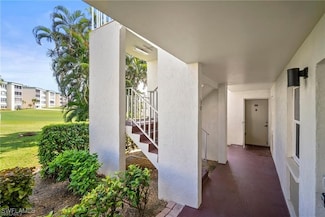 1624 Pine Valley Dr Unit 115, Fort Myers, FL 33907