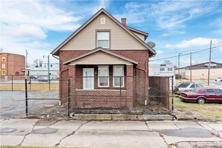 108 Bornique Place SW, Canton, OH 44707