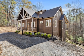 210 Whippoorwill Walk Rd, Mineral Bluff, GA 30559