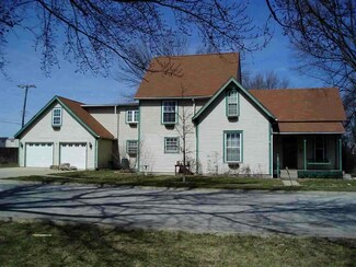 204 E Ohio St, Colfax, IN 46035
