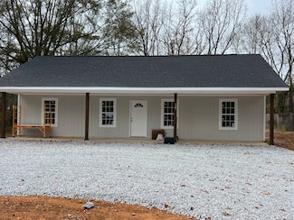 125 Railroad Dr, Grenada, MS 38901