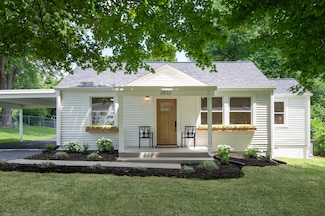 2832 Colonial Cir, Nashville, TN 37214