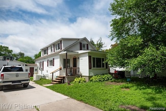 3427 Elk St, Port Huron, MI 48060