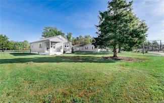 530 Cedar St, Scottsburg, IN 47170