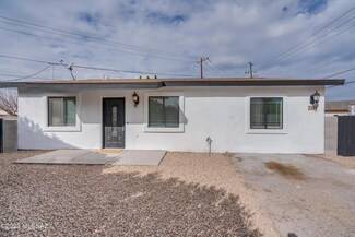 1304 S Rosemont Ave, Tucson, AZ 85711