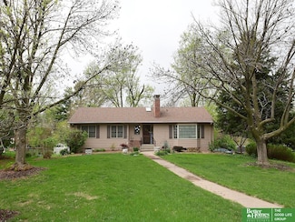 600 Ridgewood Ave, Omaha, NE 68114