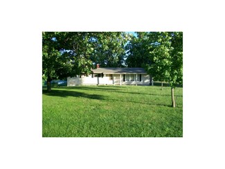 9015 SE V Hwy, Lathrop, MO 64465