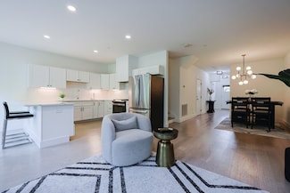 200 Albion Unit 210, Bedford, MA 01730