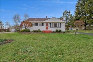 4525 N Leavitt Rd NW, Warren, OH 44485