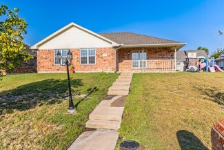1004 Dye Blvd, Princeton, TX 75407