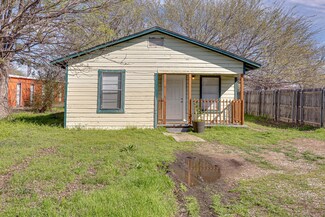 509 E 3rd St, Lancaster, TX 75146