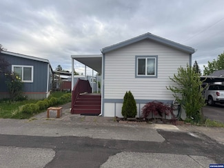 13045 SE Stark St, Portland, OR 97233