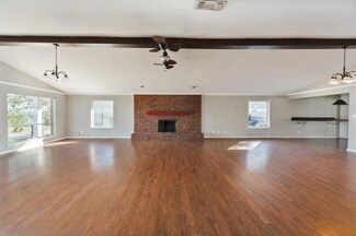 123 Runaway Bay Dr, Runaway Bay, TX 76426