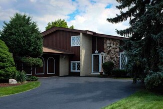 6101 W 129th St, Palos Heights, IL 60463