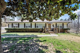 2555 Shady Grove Rd, Adamsville, AL 35005
