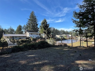 149 Bass Ave NE, Ocean Shores, WA 98569