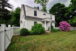 20 Main St, Plaistow, NH 03865