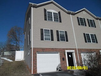 415 Maryland Ave, Shenandoah, VA 22849