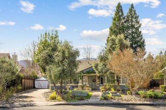906 Signorelli Cir, Saint Helena, CA 94574