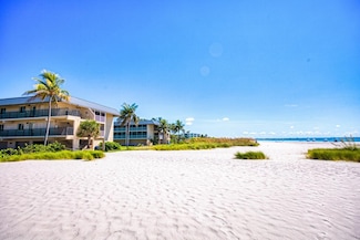 1246 Fulgur St Unit 207, Sanibel, FL 33957