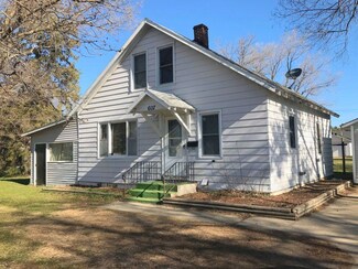607 2nd St W, Park Rapids, MN 56470