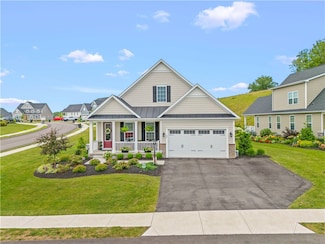 93 Skyview Dr, Canonsburg, PA 15317