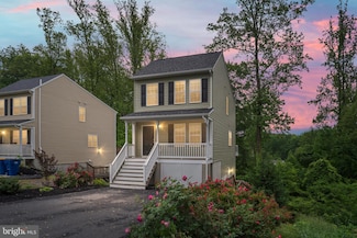 1196 Holly St, Fredericksburg, VA 22405