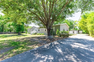 3319 Fox Ridge Blvd, Zephyrhills, FL 33543