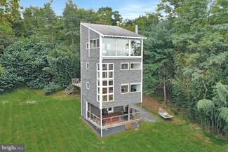 213 Zinn Way, Linden, VA 22642