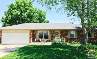 1620 SE 38th St, Topeka, KS 66609