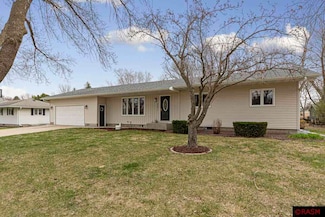 407 407 Se 1st Ave Unit 407 SE First Avenue, Mapleton, MN 56065