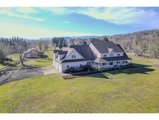 3181 Fisher Rd, Roseburg, OR 97471
