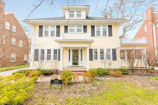 3318 Maynard Rd, Shaker Heights, OH 44122