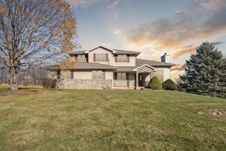 N3698 Oak Hill St, Delavan, WI 53115