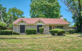 1107 Willow Run Dr, Duncanville, TX 75137