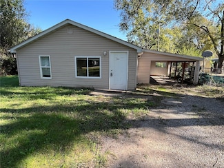 1841 Mullens Ave, East Saint Louis, IL 62206