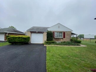 4555 Daisy Ave, Orefield, PA 18069