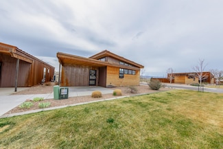 450 Red River Loop, Clifton, CO 81520